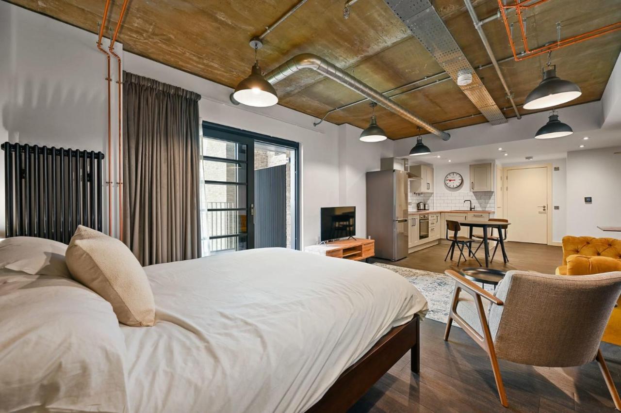 Modern And Chic Apartments At Ferrum Near Wembley Park London Eksteriør billede