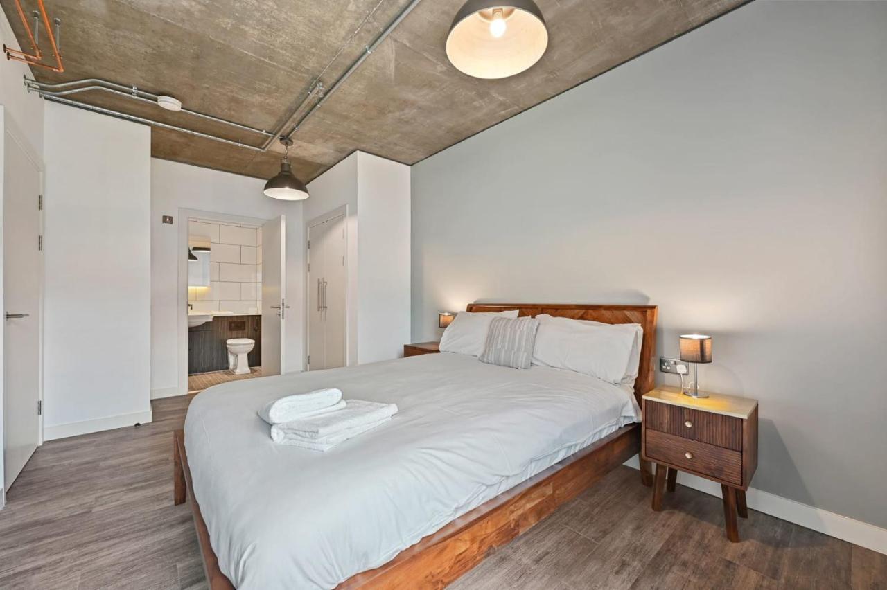 Modern And Chic Apartments At Ferrum Near Wembley Park London Eksteriør billede