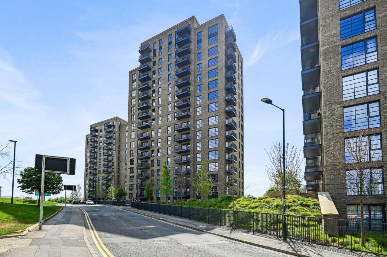 Modern And Chic Apartments At Ferrum Near Wembley Park London Eksteriør billede