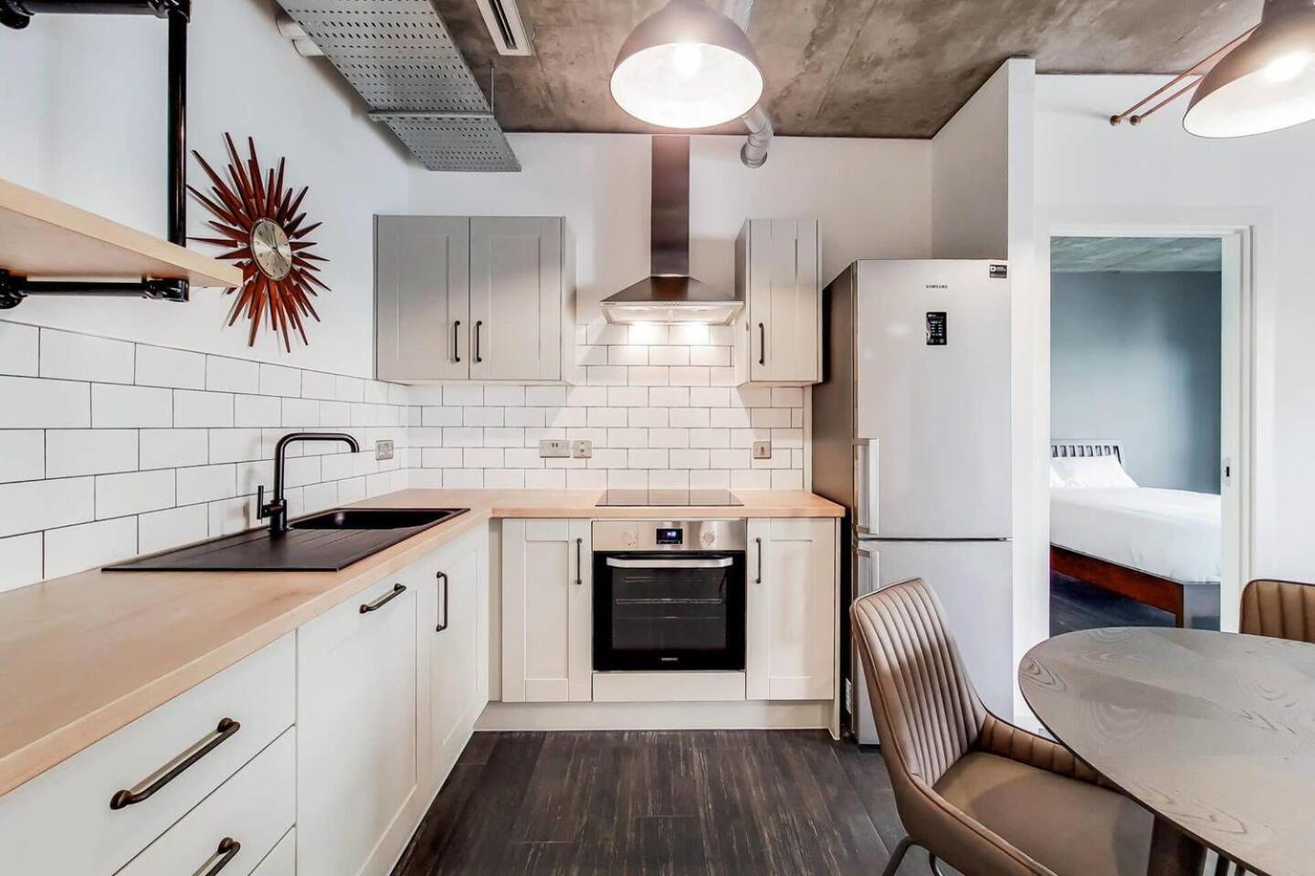 Modern And Chic Apartments At Ferrum Near Wembley Park London Eksteriør billede