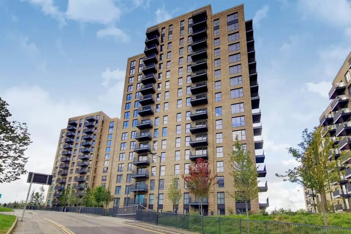 Modern And Chic Apartments At Ferrum Near Wembley Park London Eksteriør billede